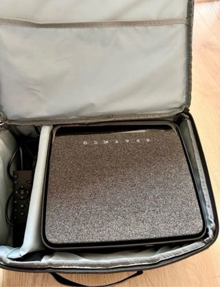 Proyector WIMIUS con mando y maletín