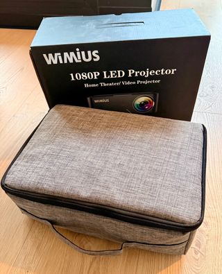 Proyector WIMIUS con mando y maletín