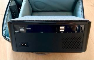 Proyector WIMIUS con mando y maletín