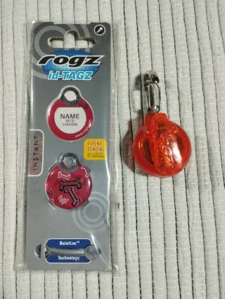 Placa identificativa y luz Rogz para mascotas