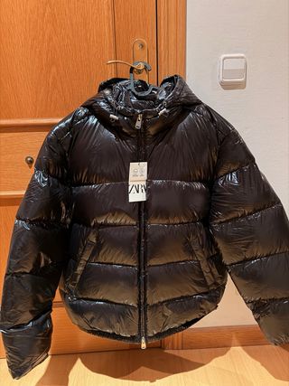 Abrigo acolchado Zara negro