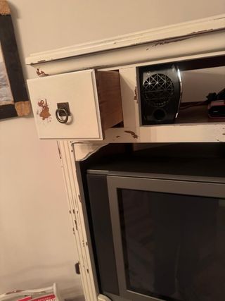 Mueble TV estilo rústico blanco