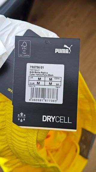 Pantaloncini Puma e Macron