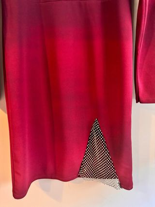 Vestido fiesta burdeos con pedrería