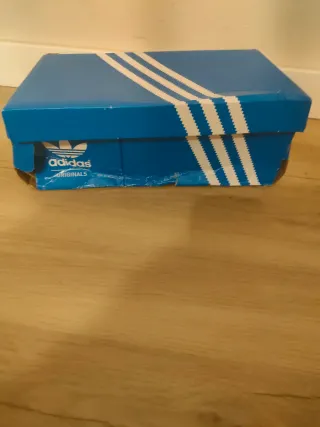 Zapatillas Adidas Samba Blancas y Marrones