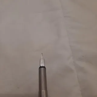 Estilográfico mont blanc plateado