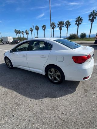 Toyota Avensis 2016