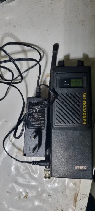 Ricetrasmettitore Intek Handycom-50S