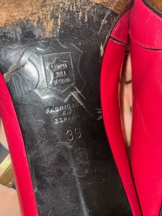 Tacones BALMAIN rojos de piel punta fina T39