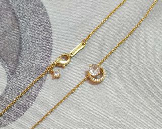 Conjunto Piedra y Círculo Brillante dorado