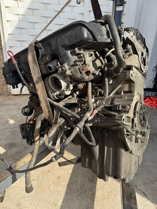 Motor BMW M54B30