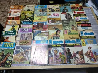 95 novelas del oeste. Mire las 3 fotos.