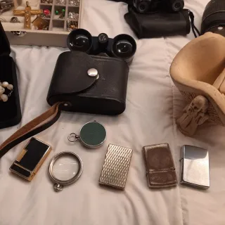 Colección de objetos variados