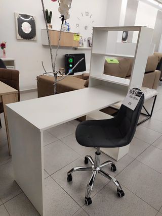 Escritorio / Mesa de estudio madera y blanco