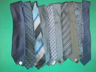 10 Cravatte eleganti in Seta