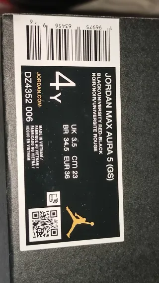 Jordan Max Aura 5 (GS) Negro/Rojo