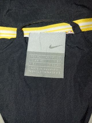 Chaqueta Cortavientos Nike Vintage Negra y Gris