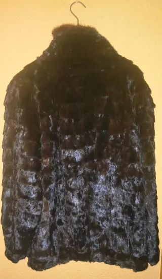Abrigo PRECIOSO de piel de lujo