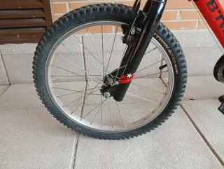 Bicicleta Infantil Btwin Roja 20", 6 Velocidades