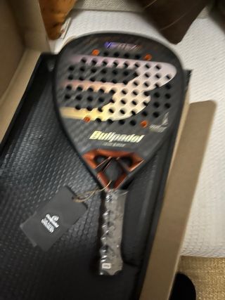 Bullpadel Vertex 04 2025