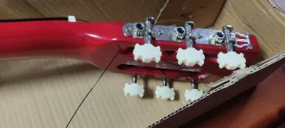 Guitarra Española Roja