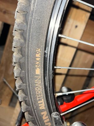 OFERTA NAVIDAD Bici de montaña naranja tall12-14