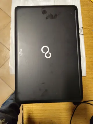 Fujitsu Lifebook A530 Notebook