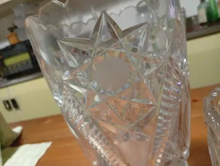 Vasi in cristallo decorati