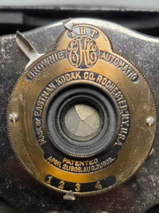 Antigua Cámara Kodak 1910 Fuelle Rojo