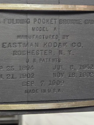 Antigua Cámara Kodak 1910 Fuelle Rojo