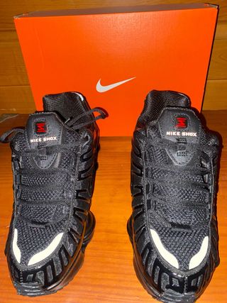 Tenis Nike Shox Negros