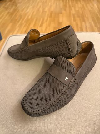 Mocasines Moreschi grises perforados