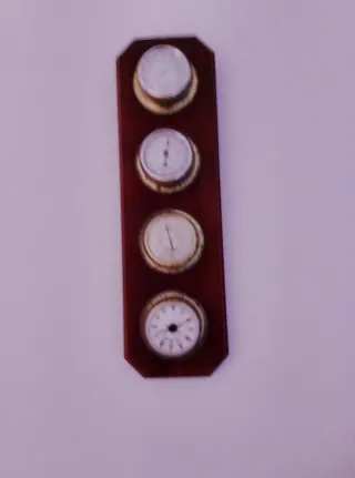 Reloj de pared decorativo