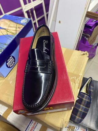 Zapatos negros talla 46