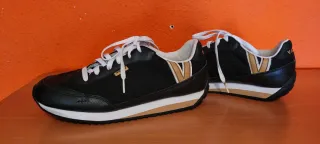 Zapatillas Vans Hombre Negro y Dorado