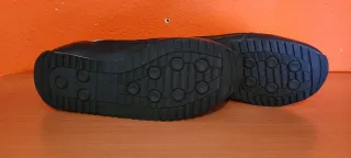 Zapatillas Vans Hombre Negro y Dorado