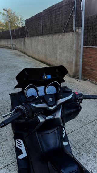 Yamaha T-Max 530 SX Negra Mate