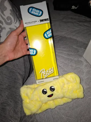 Revolution x Fortnite Diadema Peely Amarilla