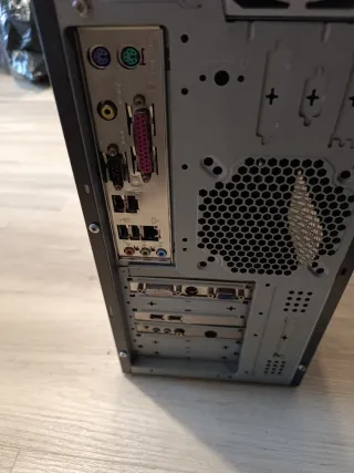 PC Antiguo Pentium 4