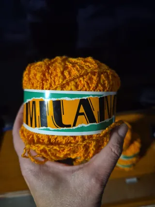 8 Ovillos Lana Naranja