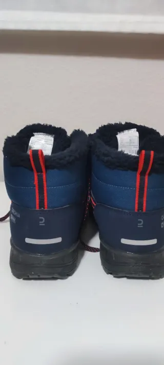 Botas de nieve impermeables (como nuevas)