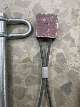 Lote tornillo y clavos de hielo escalada