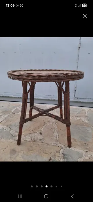 Mesa Redonda 60 Bambú y Ratán Semiantigua