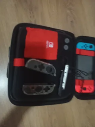 Nintendo Switch Azul y Rojo
