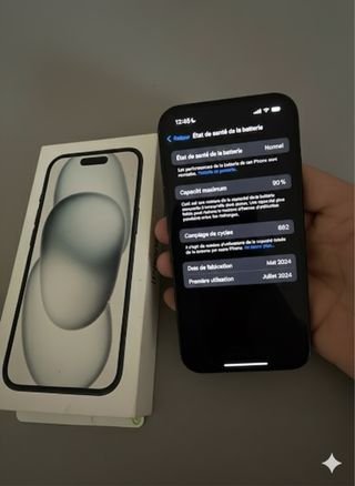 iPhone 15 - Salud Batería 90%