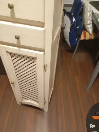 Mueble auxiliar madera beige rústico