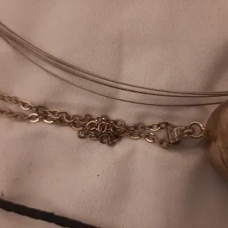 Collar con colgantes cruz y esfera plata