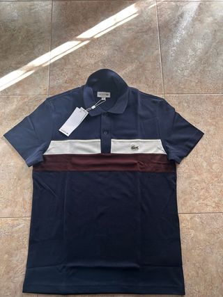 Polo Lacoste Azul Marino Talla M es original