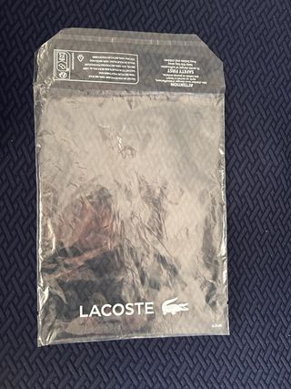Polo Lacoste Azul Marino Talla M es original