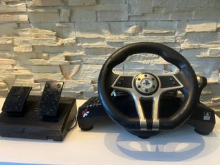 Volante Hori Racing Wheel PS4/PS3 + Pedali